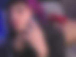 Luana's Live Sex Cam Show