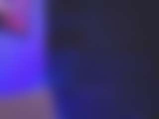 Luana's Live Sex Cam Show