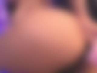 Luana's Live Sex Cam Show