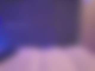 Luana's Live Sex Cam Show