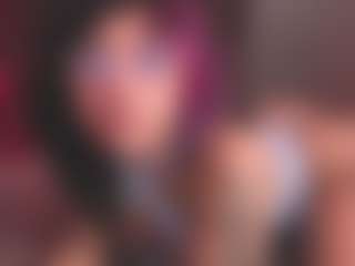 Luana's Live Sex Cam Show