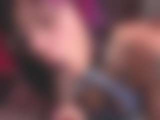 Luana's Live Sex Cam Show
