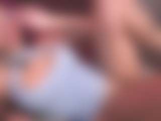 Luana's Live Sex Cam Show