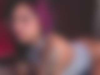 Luana's Live Sex Cam Show