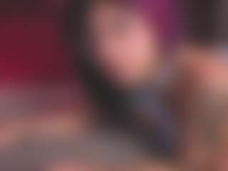 Luana's Live Sex Cam Show