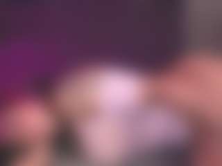 Luana's Live Sex Cam Show