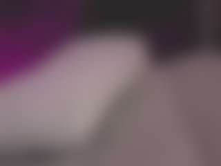 Luana's Live Sex Cam Show