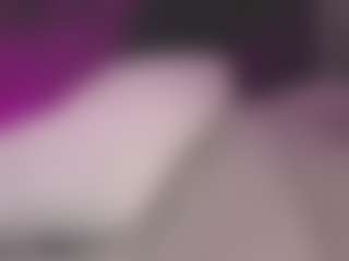 Luana's Live Sex Cam Show