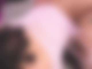 Luana's Live Sex Cam Show