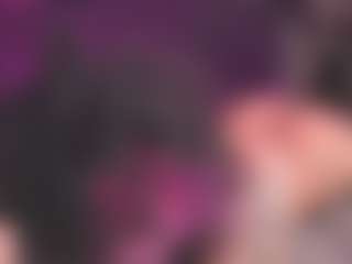 Luana's Live Sex Cam Show