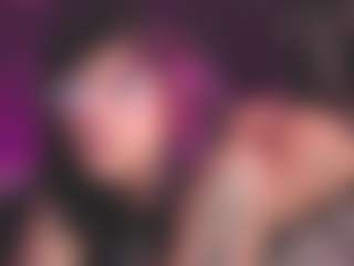 Luana's Live Sex Cam Show