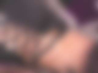 Luana's Live Sex Cam Show