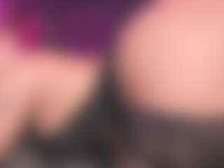 Luana's Live Sex Cam Show