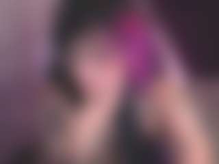 Luana's Live Sex Cam Show