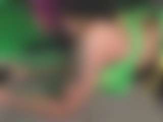Luana's Live Sex Cam Show