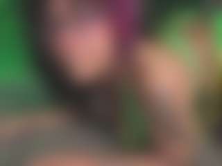 Luana's Live Sex Cam Show