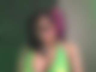 Luana's Live Sex Cam Show