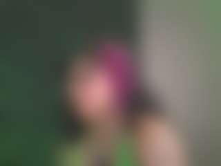 Luana's Live Sex Cam Show