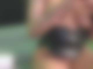 Luana's Live Sex Cam Show