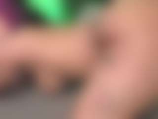 Luana's Live Sex Cam Show