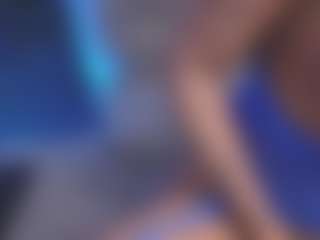 Luana's Live Sex Cam Show