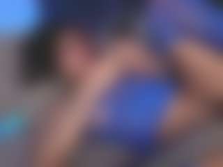 Luana's Live Sex Cam Show