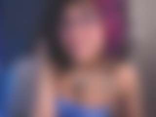 Luana's Live Sex Cam Show