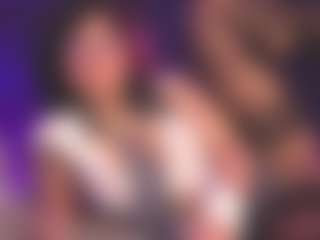 Luana's Live Sex Cam Show