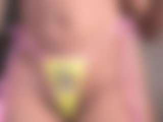 Luana's Live Sex Cam Show
