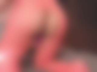 Luana's Live Sex Cam Show