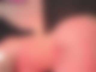 Luana's Live Sex Cam Show