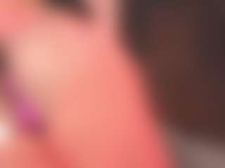 Luana's Live Sex Cam Show