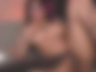 Luana's Live Sex Cam Show
