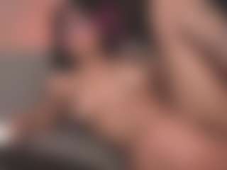 Luana's Live Sex Cam Show