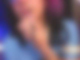 Luana's Live Sex Cam Show