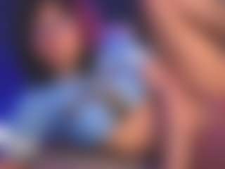 Luana's Live Sex Cam Show