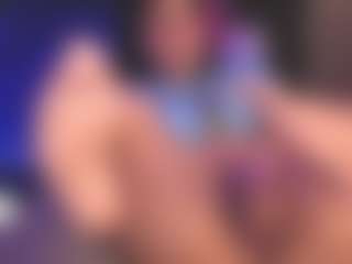 Luana's Live Sex Cam Show