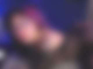 Luana's Live Sex Cam Show