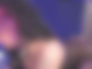 Luana's Live Sex Cam Show