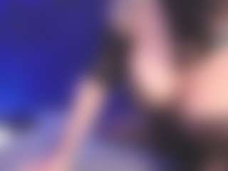 Luana's Live Sex Cam Show
