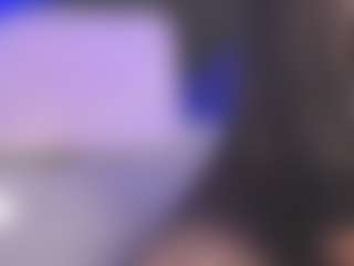 Luana's Live Sex Cam Show