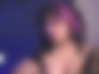 Show en direct avec Luana - Blowjob sur Camsoda