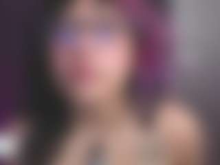 Luana's Live Sex Cam Show