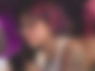 Luana's Live Sex Cam Show