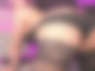 Luana's Live Sex Cam Show