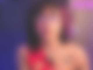 Live cam show with Luana - Brown Eyes Black on sexylive.show