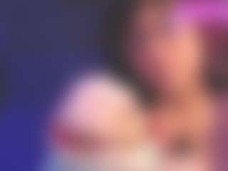 Luana's Live Sex Cam Show