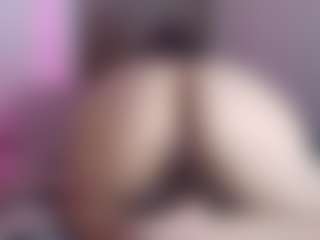 Live cam show with mady-gh - Camel Toe on SinfulBabes