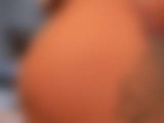 Live cam show with MayaMoonlight - Green Eyes on crypto-cams