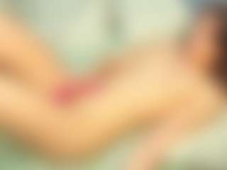 Live cam show with Veluxe - Double Penetration on fuklive.com